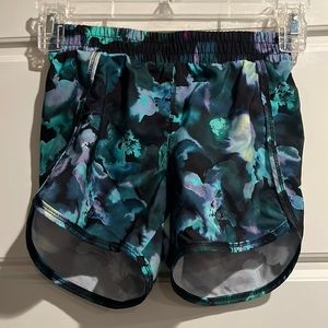 Kids All in Motion Gym Shorts with Liner - Size S (6/6x)